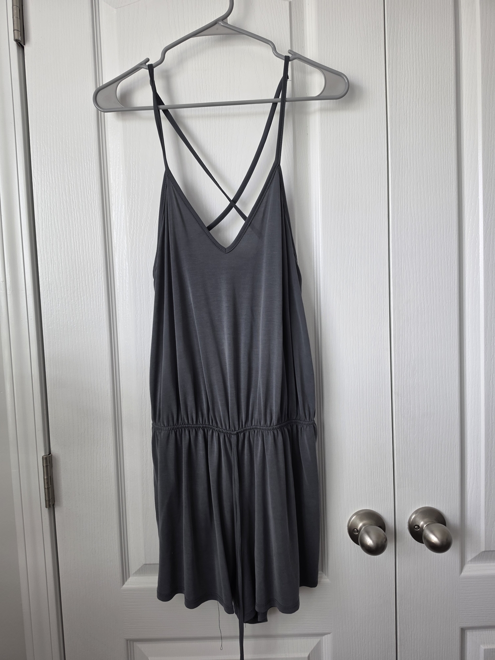 Geegee Charcoal Gray Strappy Romper Size Large